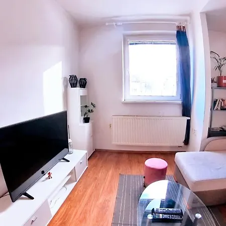 Апартаменти Wanderstay In The Heart Of Братислава